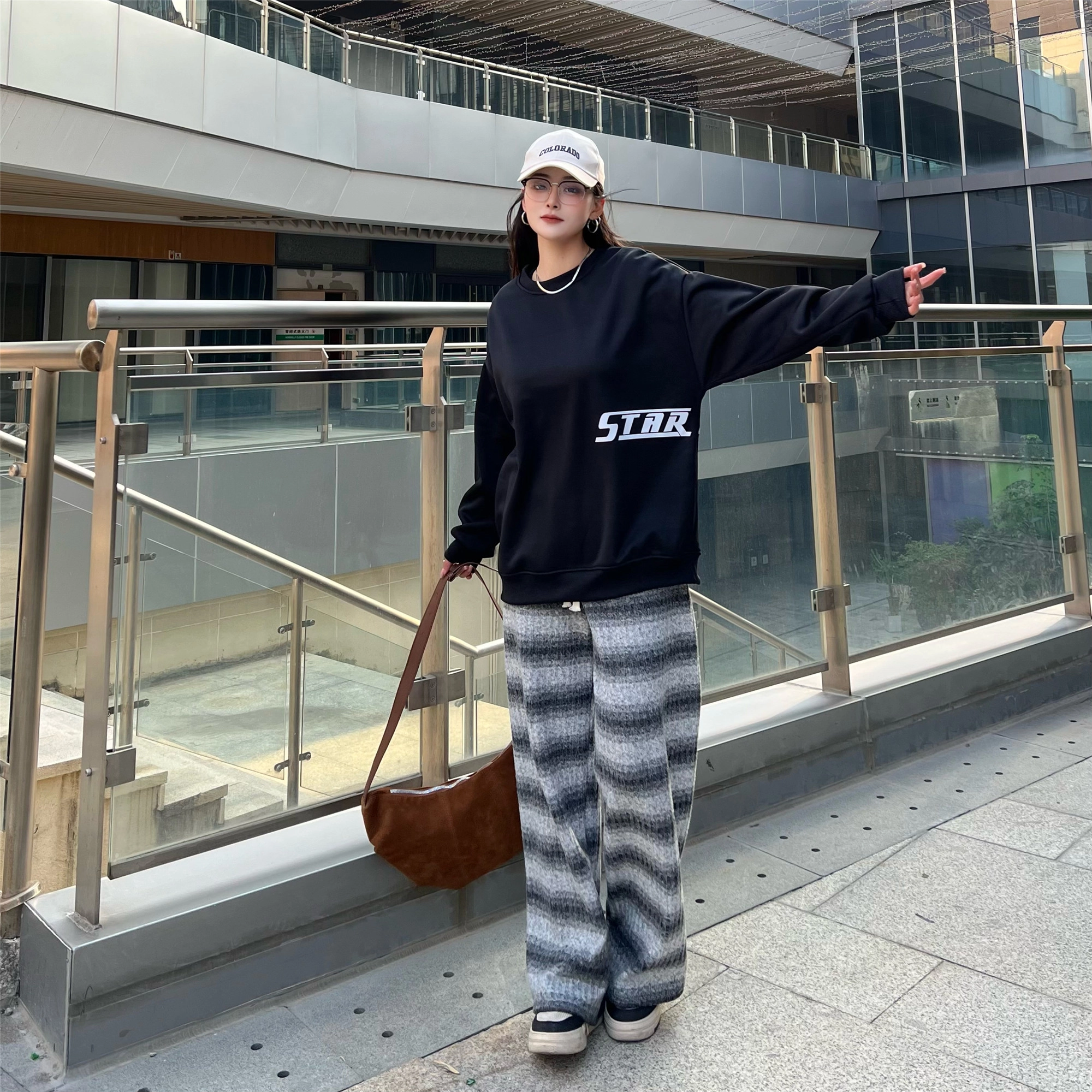 星际者 美式复古时尚舒适休闲百搭卫衣 男女同款