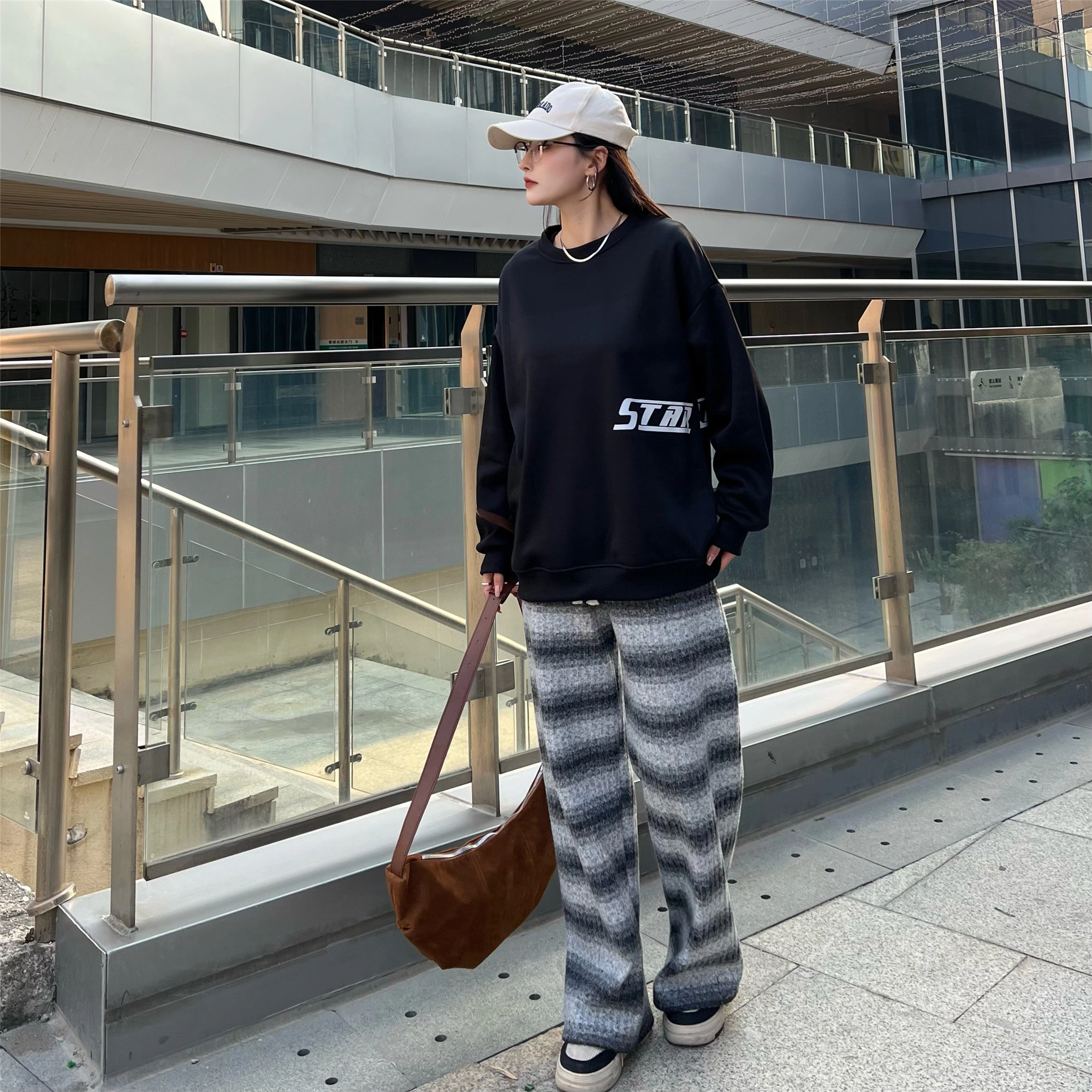 星际者 美式复古时尚舒适休闲百搭卫衣 男女同款