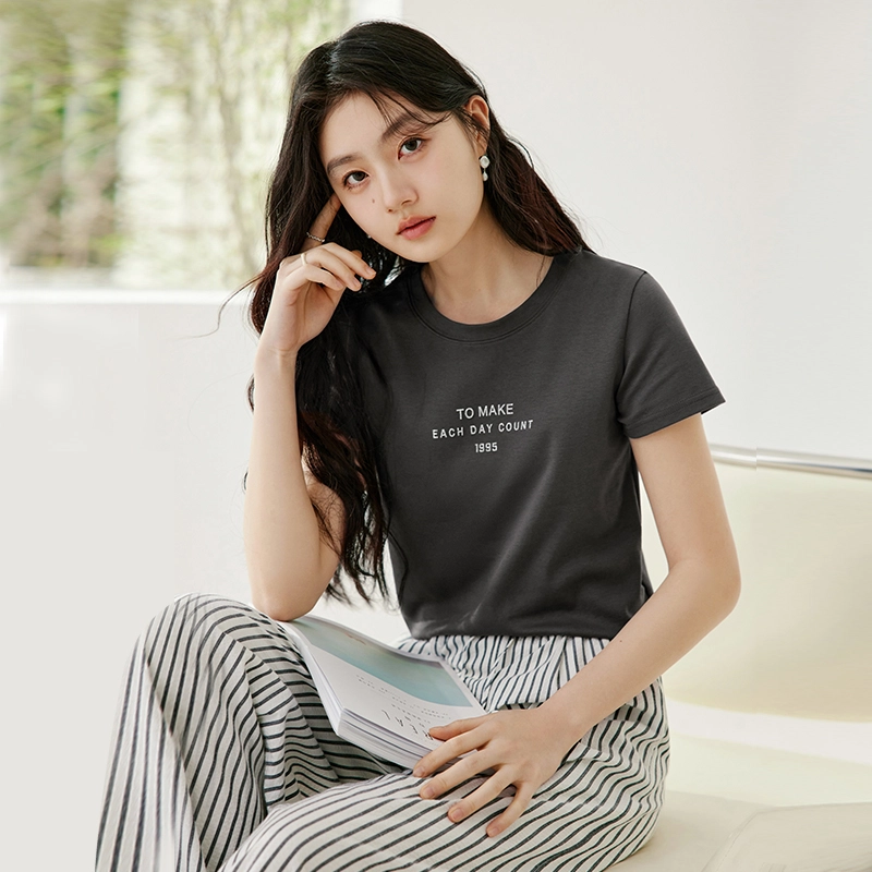XIANGYING T
