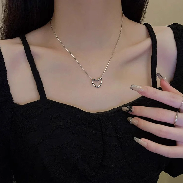 S925