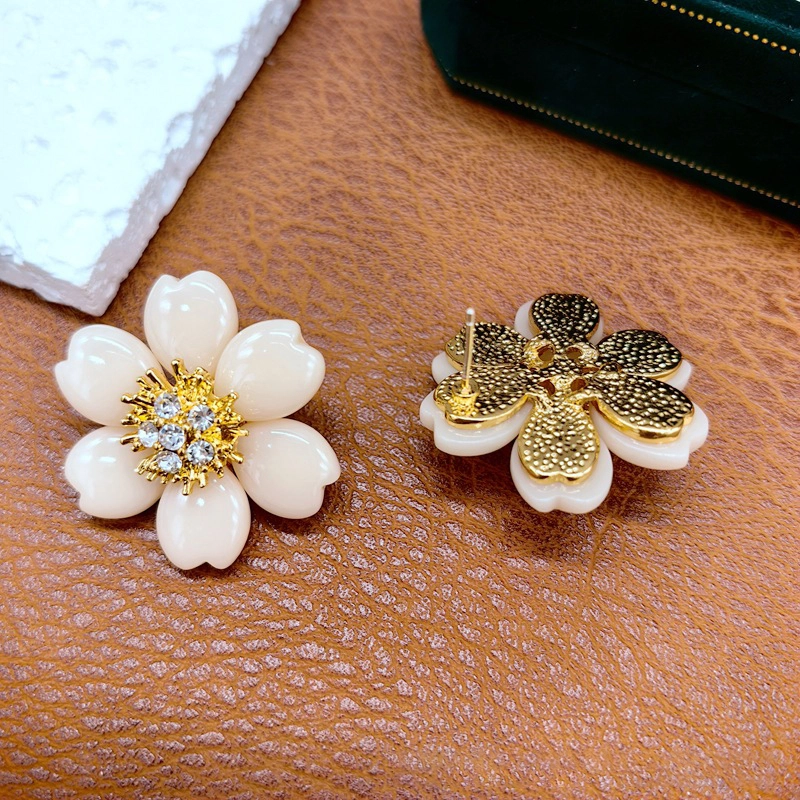 阡陌 法式花朵优雅独特 高级感精致中古 轻奢时尚复古设计感 合金 耳环 女款