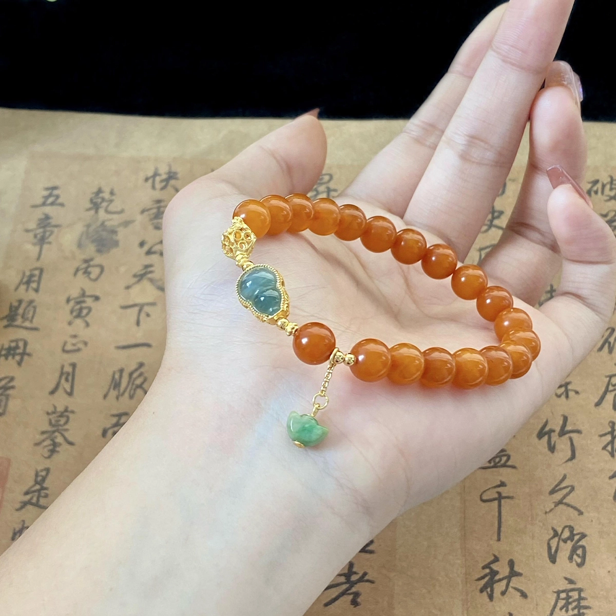琳琯瑛 新中式国风黄色葫芦吸金纳福 蜜蜡 玉石手串 女款