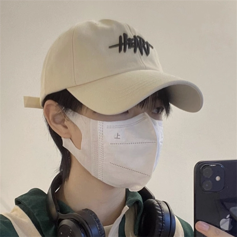 冠辉 夏天个性字母刺绣棒球帽学院风出街拍 棉 鸭舌帽 男女同款情侣款