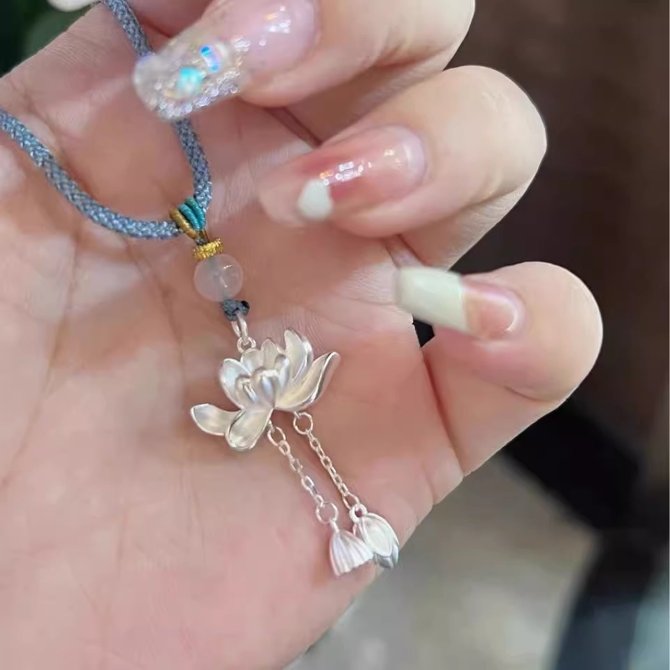 百年传琪 银莲花 古法荷花两世欢小众编织绳 足银 吊坠 男女同款情侣款