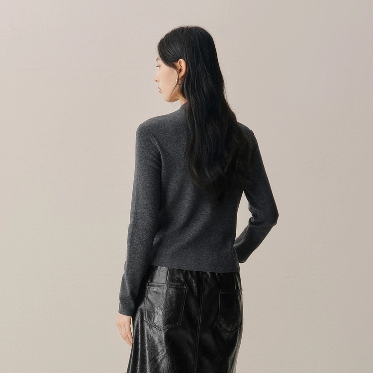 太平鸟 秋冬假两件显瘦打底百搭时尚休闲简约针织衫 女款