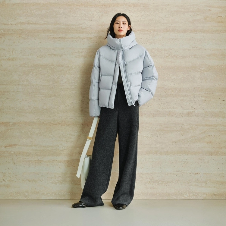 太平鸟 热气球保暖面包服外套连帽泡芙长款羽绒服 女款