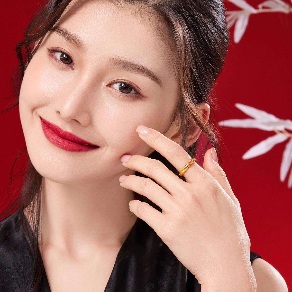 六福珠宝 福满传家系列栀子花可调节 足金 按克计价 黄金戒指 女款