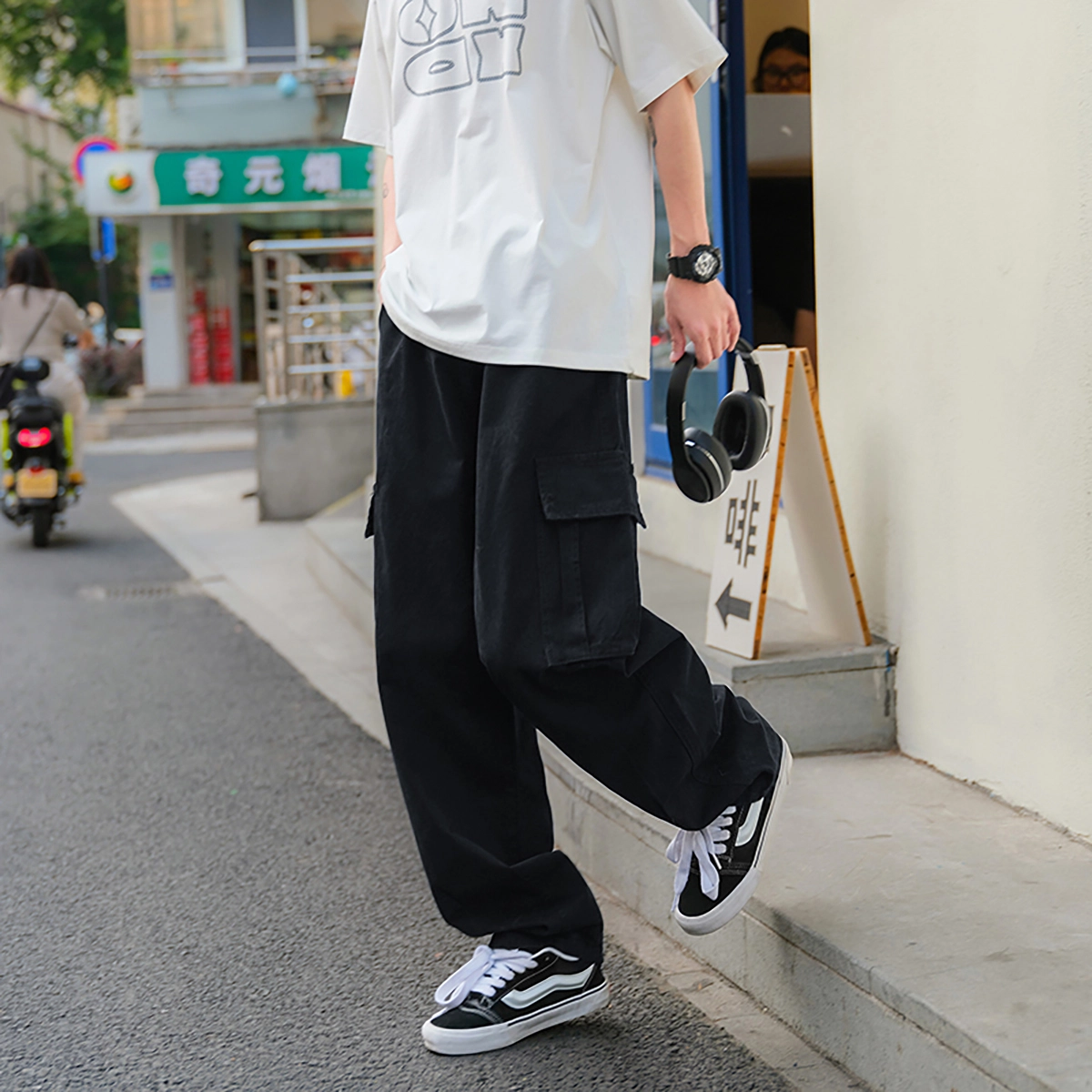 港仔文艺男 拼接结构侧面口袋肤感户外运动垂感工装裤日系复古宽松百搭休闲裤 男女同款