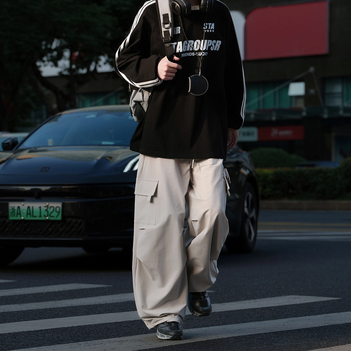 港仔文艺男 褶皱拼接解构拉链口袋可调节裤腿设计感户外运动工装裤日系百搭宽松休闲裤 男女同款