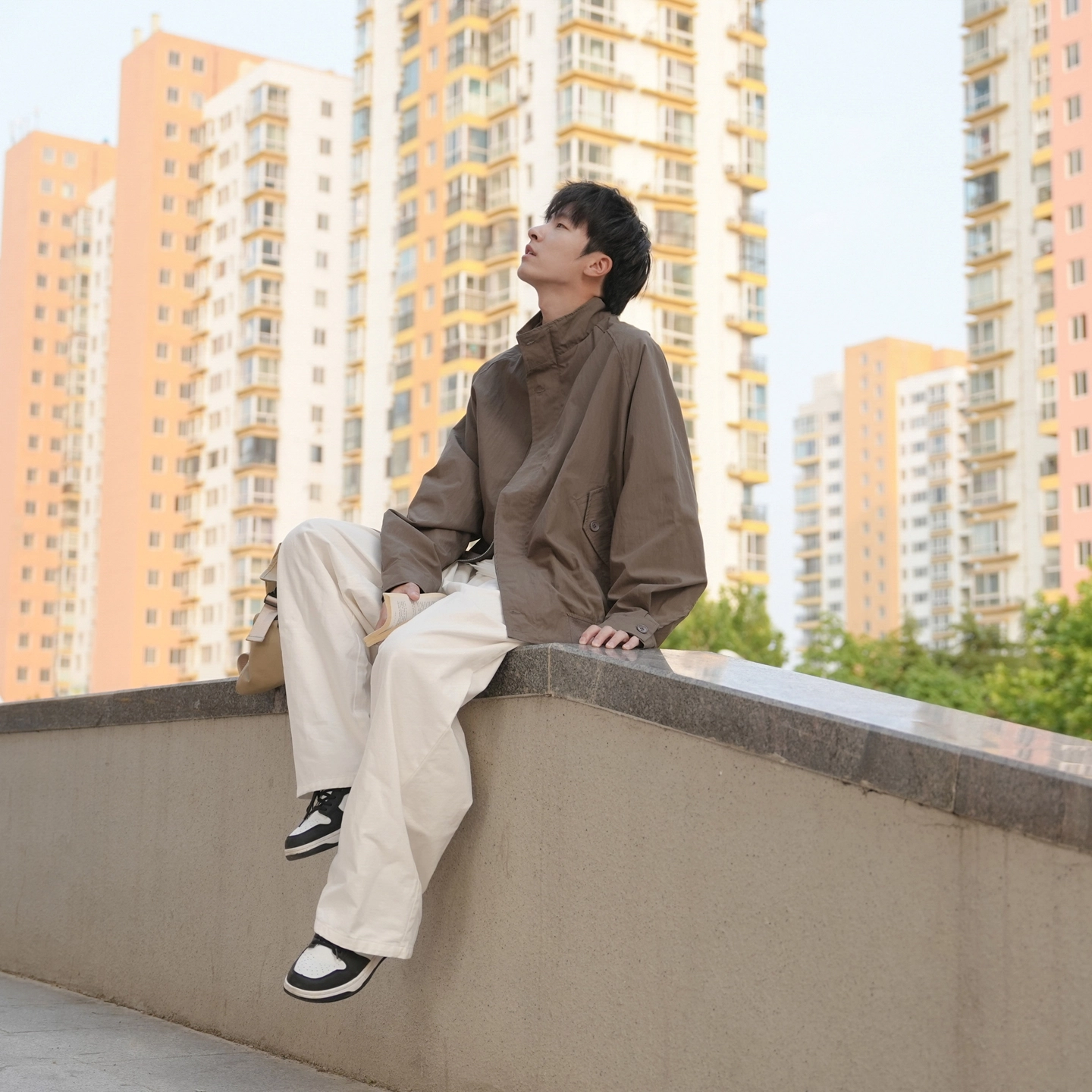 港仔文艺男 日系百搭户外运动可调节袖口设计感立领工装飞行员上衣休闲简约插肩袖宽松夹克外套 男女同款