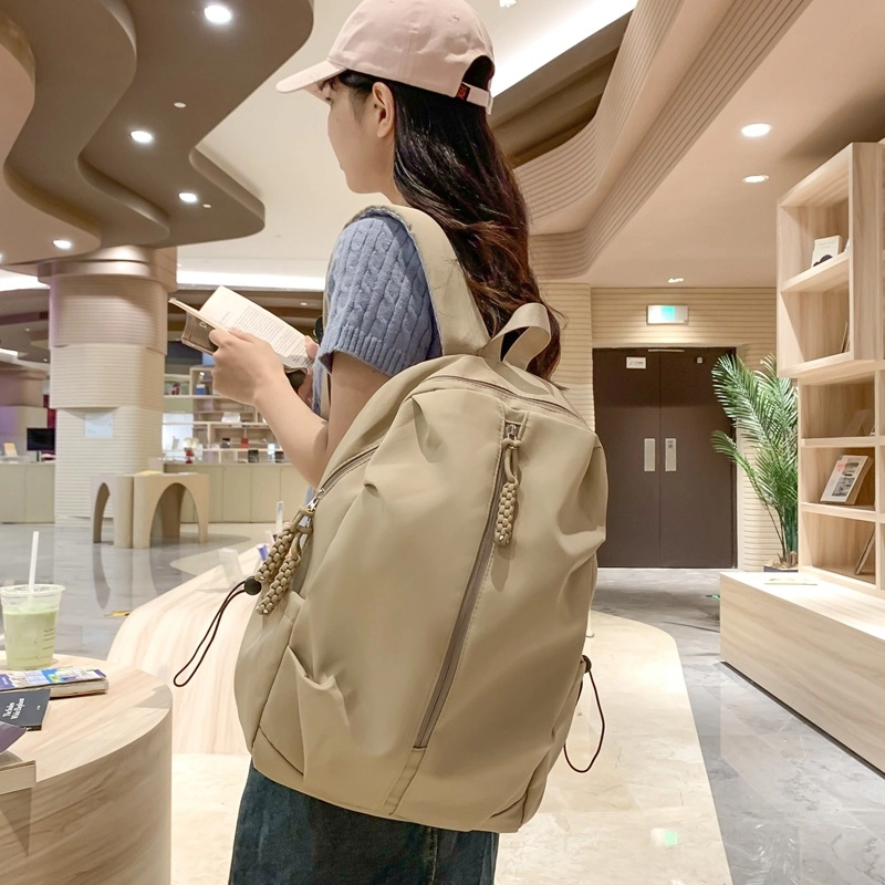 巴朗熊 高级感大容量简约学生旅行休闲 书包背包双肩包 女款 多色 尼龙