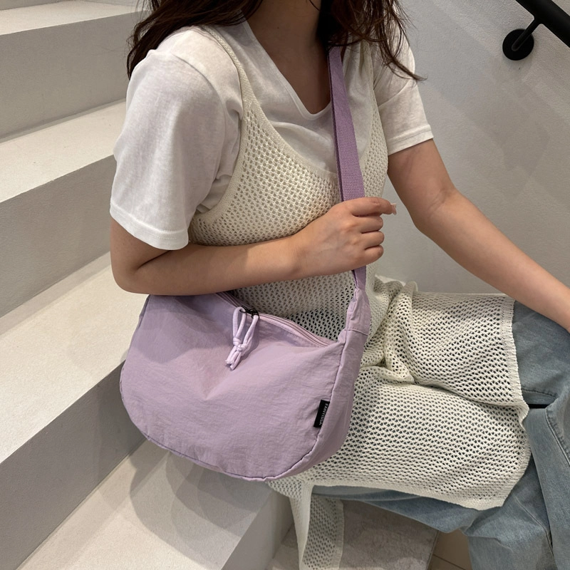 巴朗熊 日系原宿风简约百搭 涤纶 饺子包斜挎包 男女同款情侣款 多色