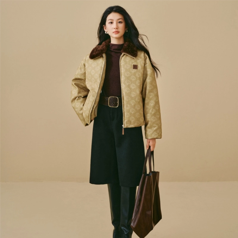 茵曼 百搭简约舒适时尚羽绒服 女款