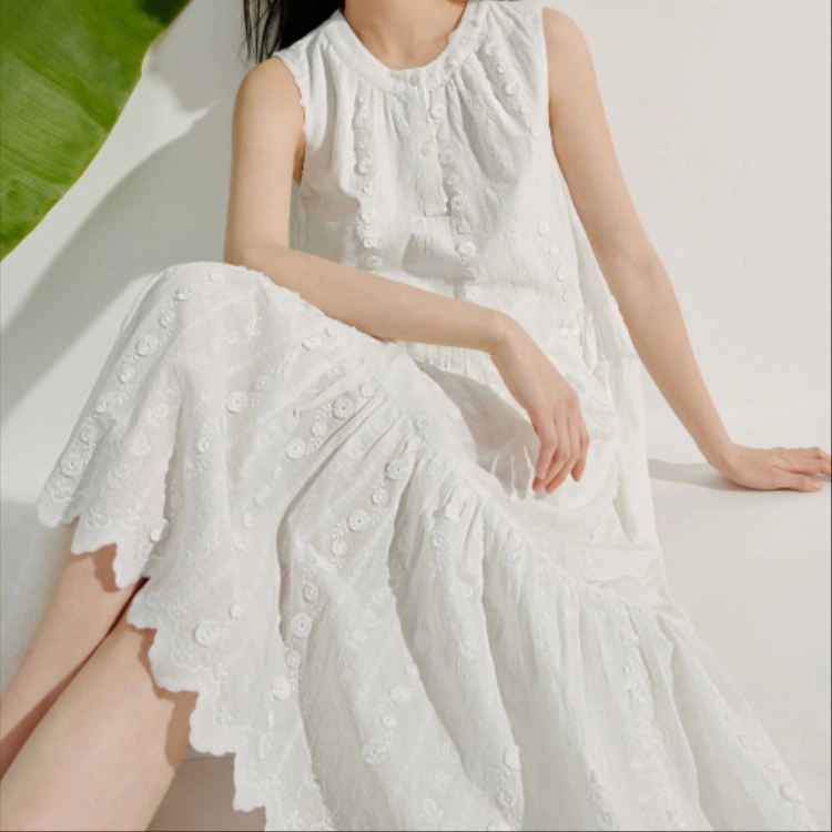 茵曼 立体宽松显瘦无袖连衣裙 女款 珍珠白