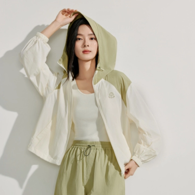 茵曼 拼接连帽落肩袖长袖截短外套 女款 浅杏白