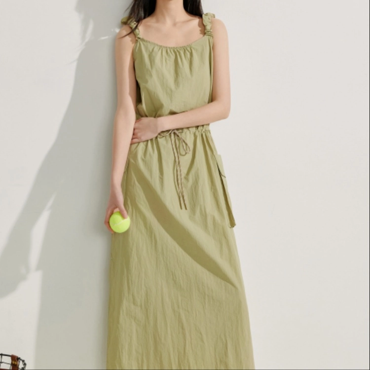 茵曼 纯色时尚简约舒适百搭吊带连衣裙 女款 军绿色