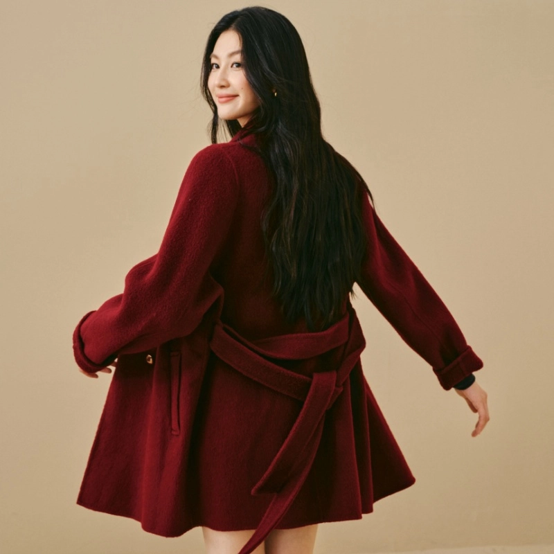 茵曼 绵羊毛围脖领千金风毛呢外套大衣 女款