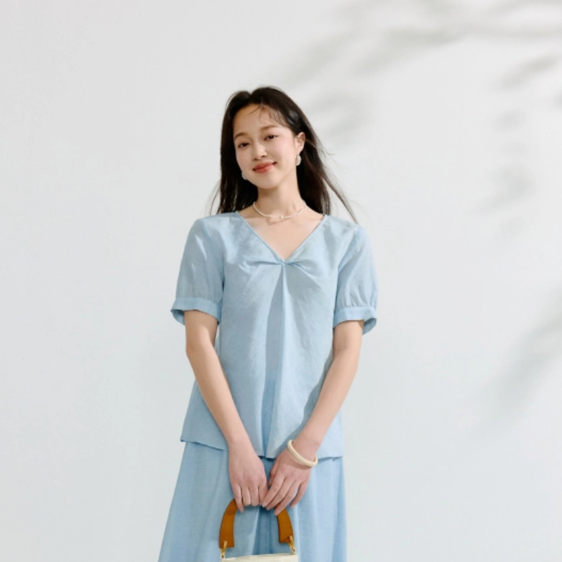 茵曼 宽松舒适纯色短袖衬衫 女款 浅蓝色