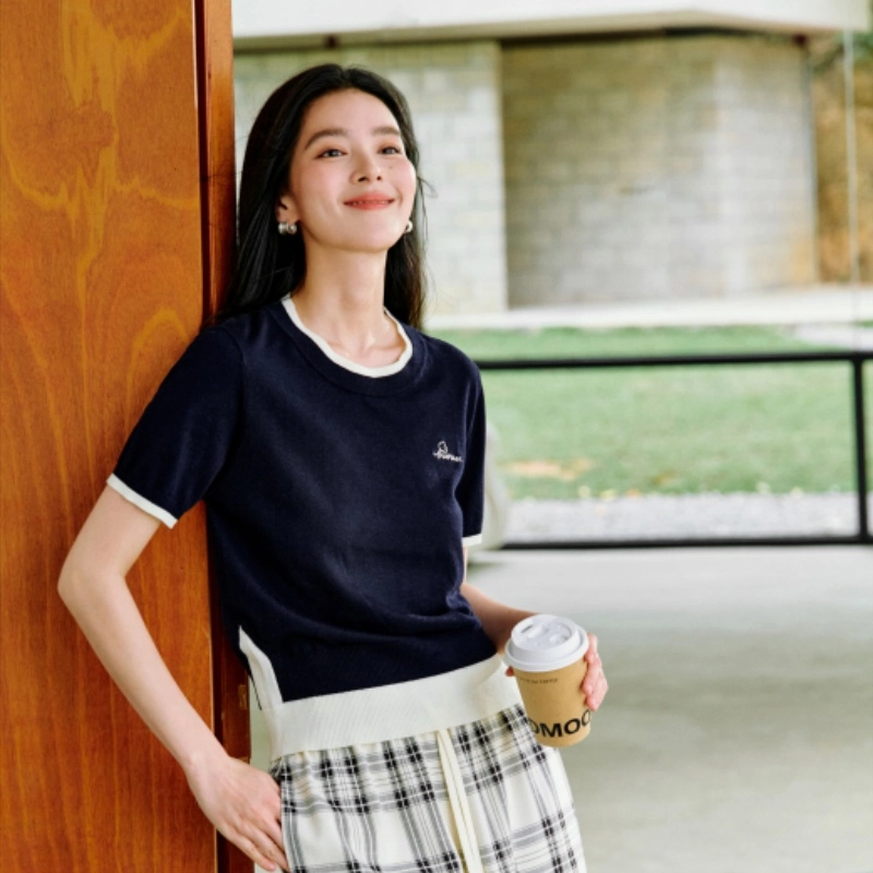 茵曼 蚕丝羊毛撞色刺绣薄款显瘦短袖针织衫 女款
