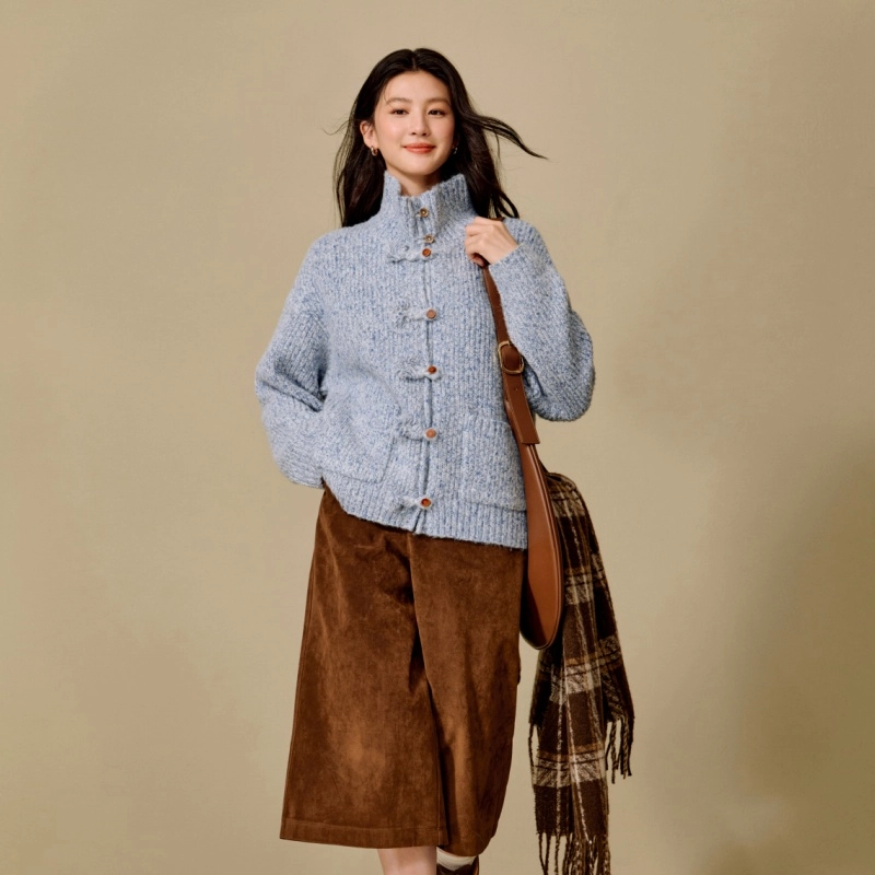 茵曼 时尚舒适百搭简约立领针织衫 女款