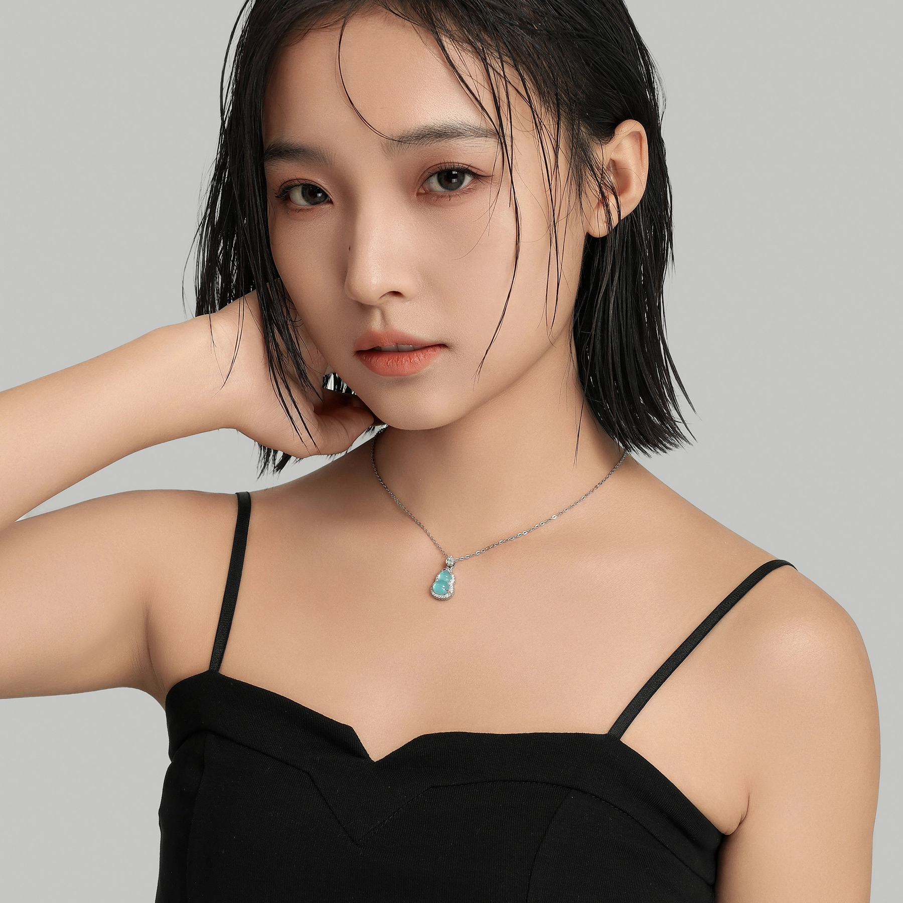 MISS XIA JWY