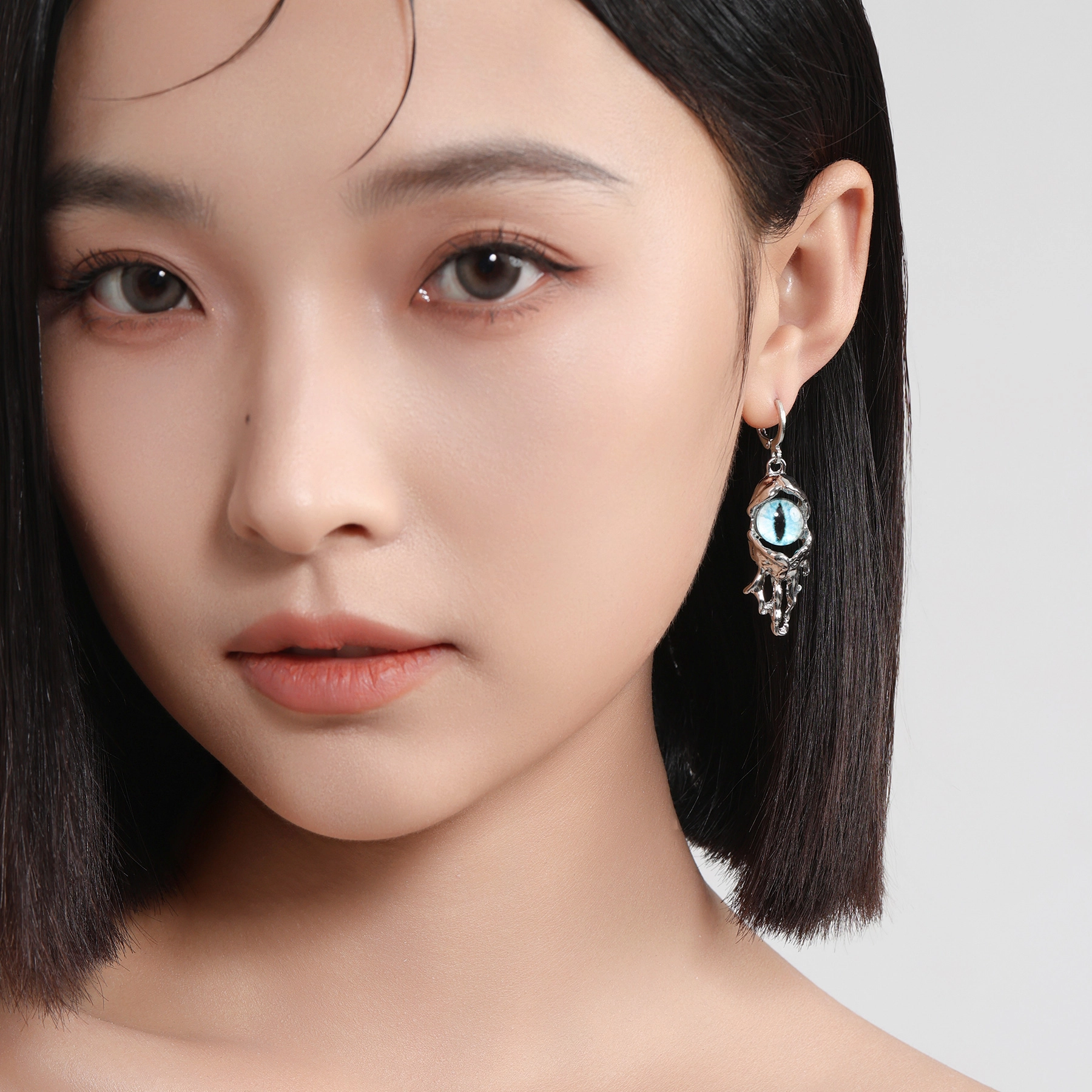 MISS XIA JWY
