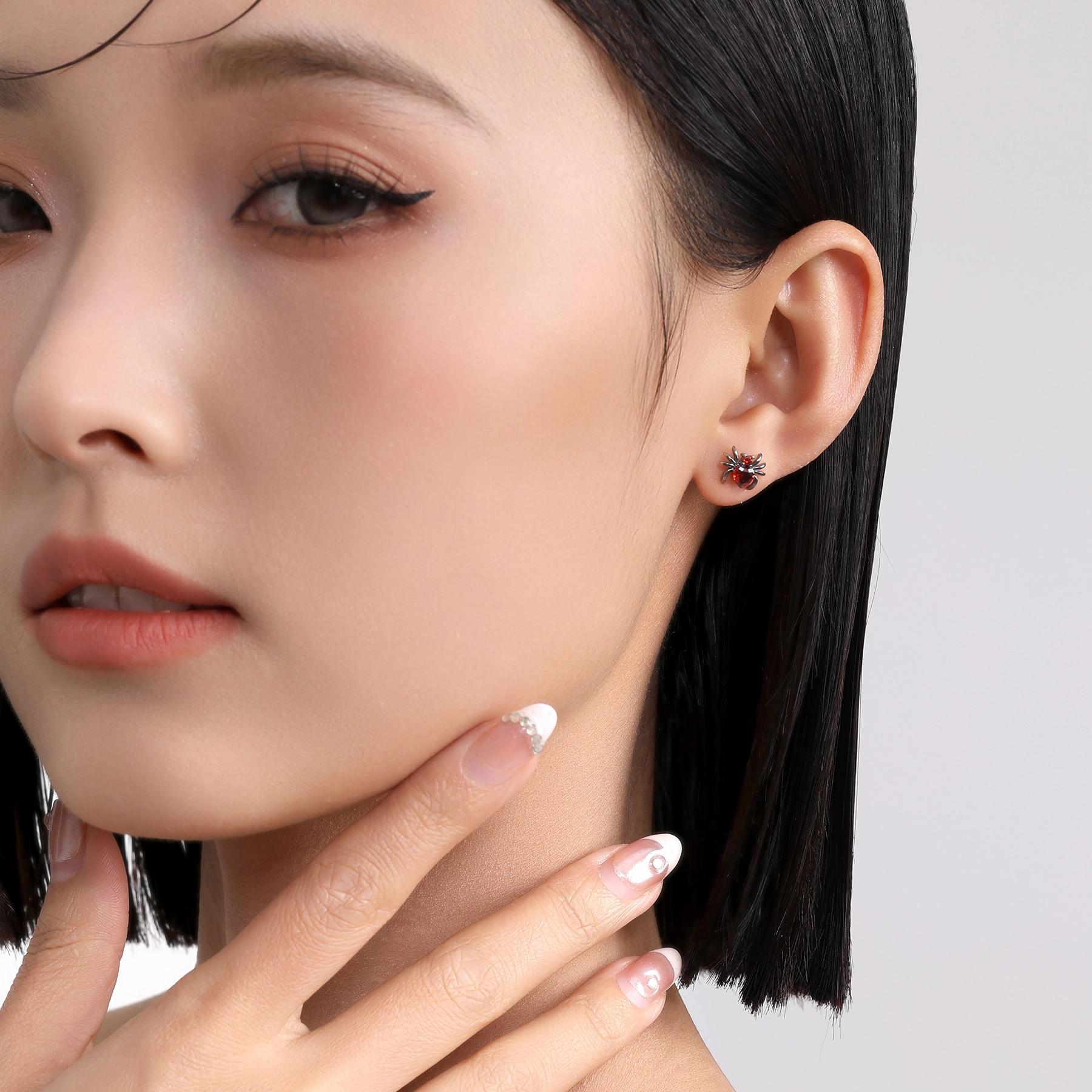MISS XIA JWY