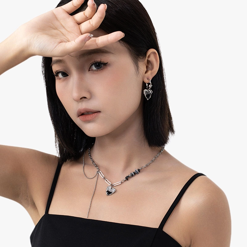 MISS XIA JWY