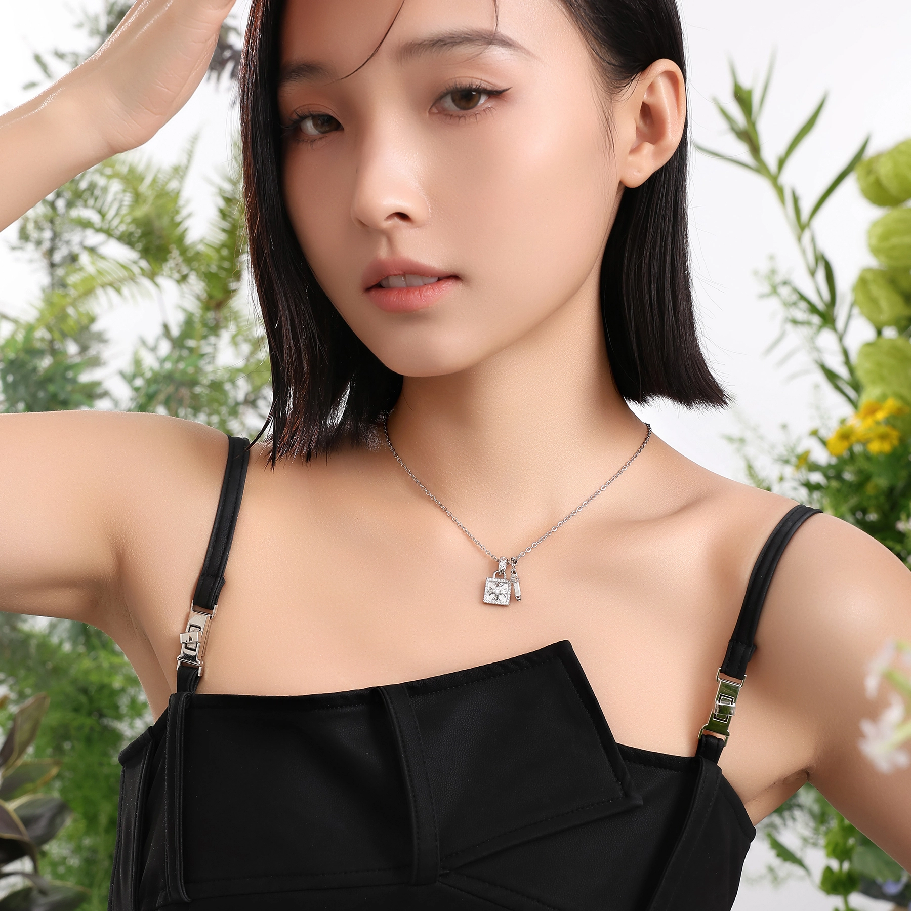 MISS XIA JWY