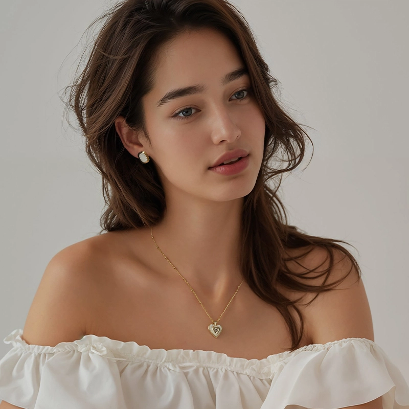 耳语 月光之吻系列巴黎浪漫 合金 合成猫眼石 耳钉 女