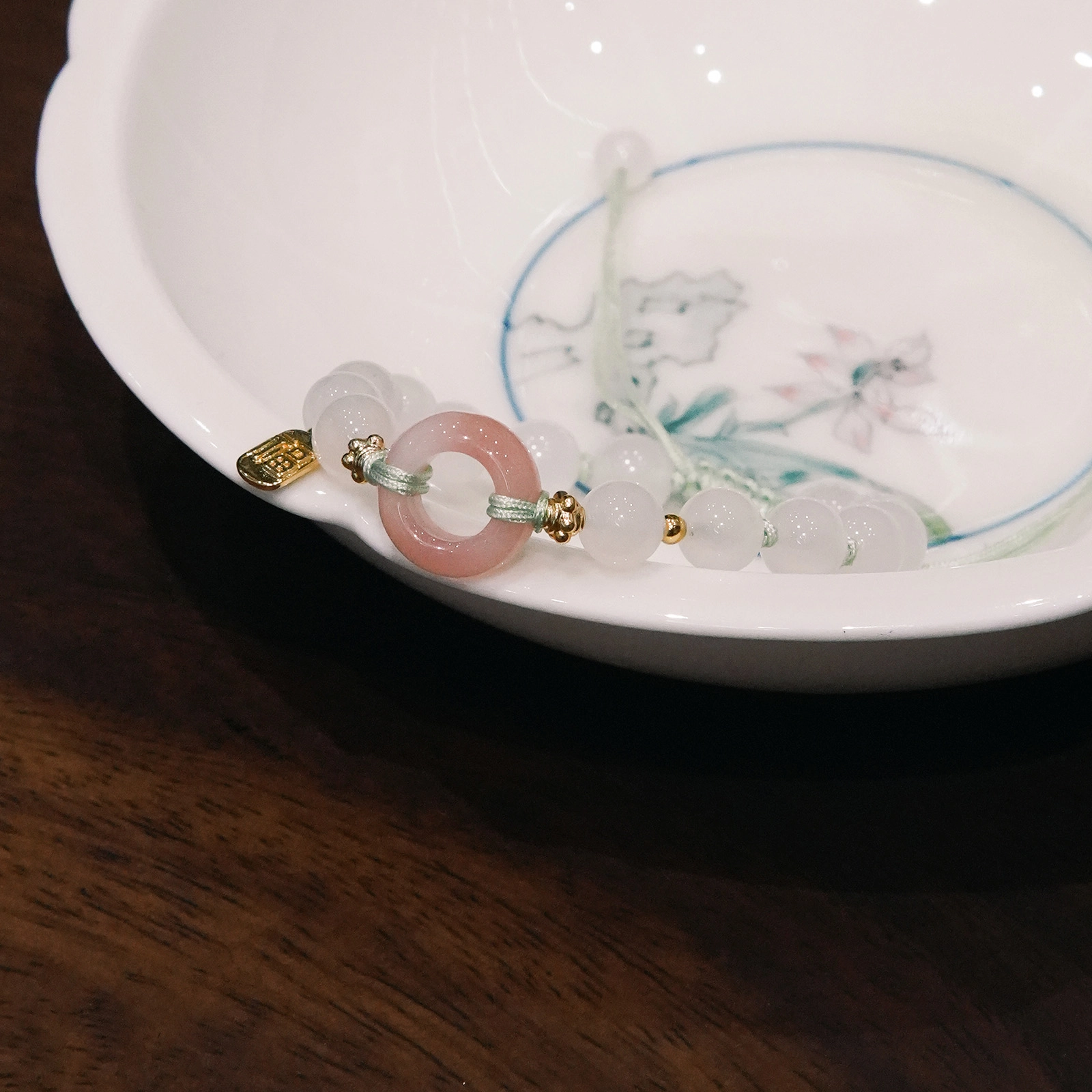 北隐 国古风新中式春夏小清新纳福招桃花平安扣  精致 小众闺蜜女神甜美 水晶 玉石手串 男女同款情侣款 恋爱告白 礼盒款