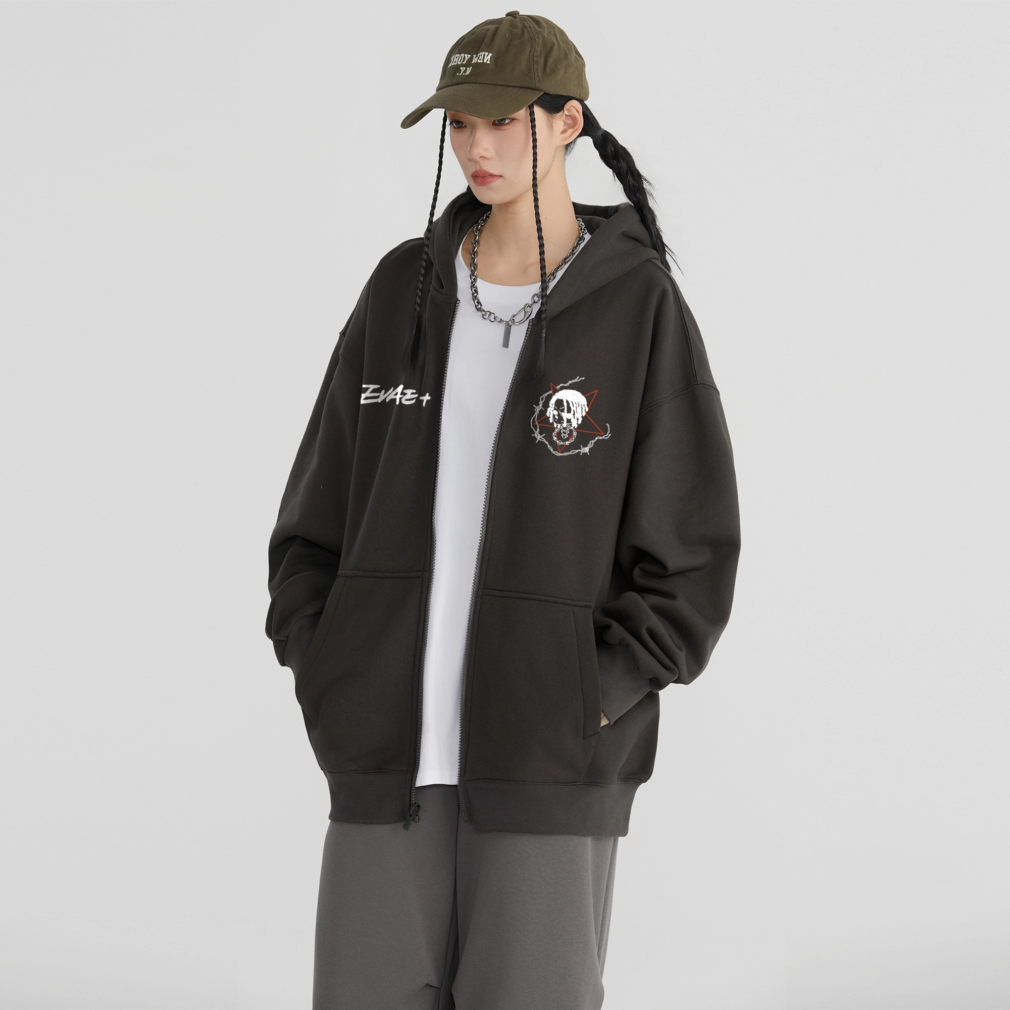 *EVAE+MOB Logo