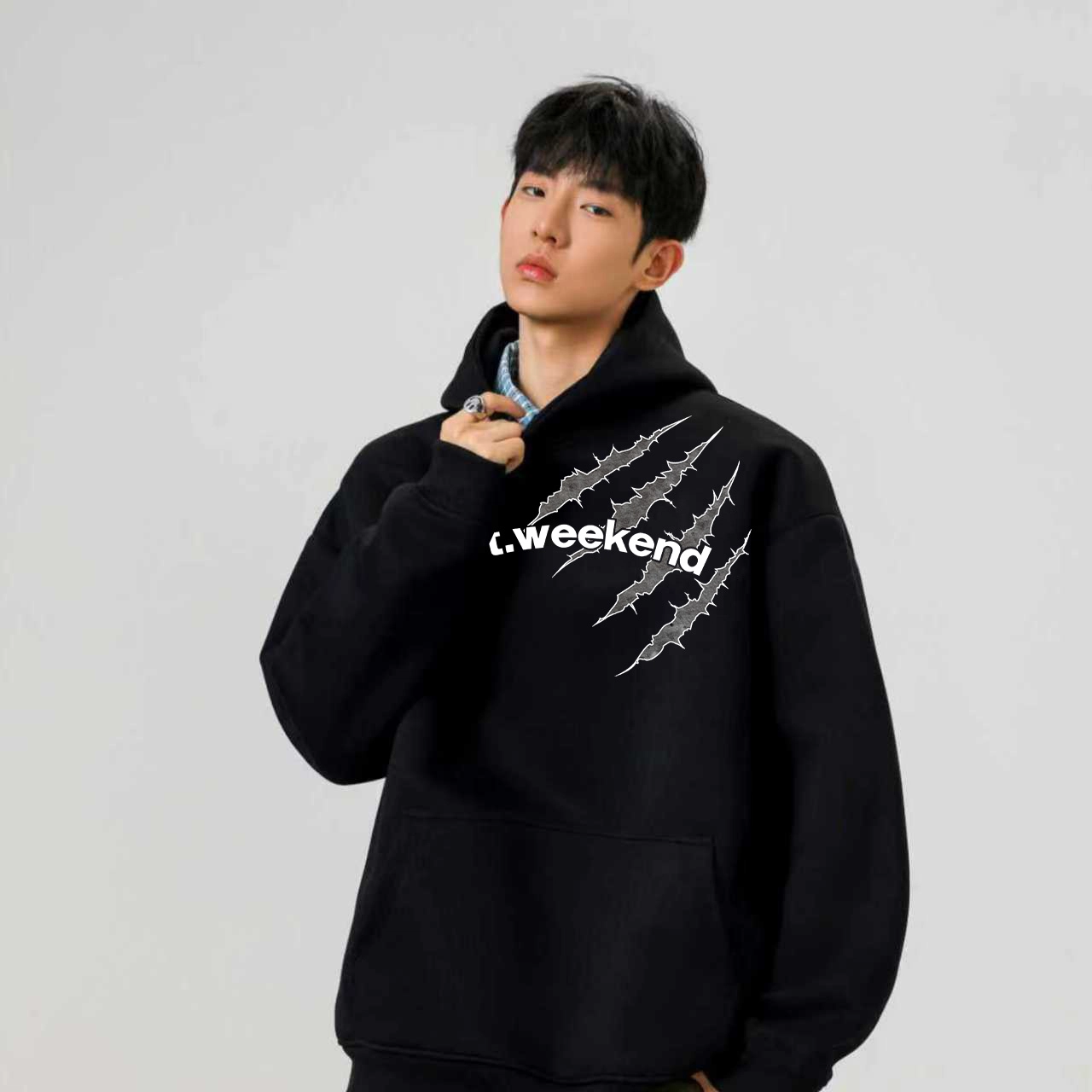 LA'T.WEEKEND 360G Logo