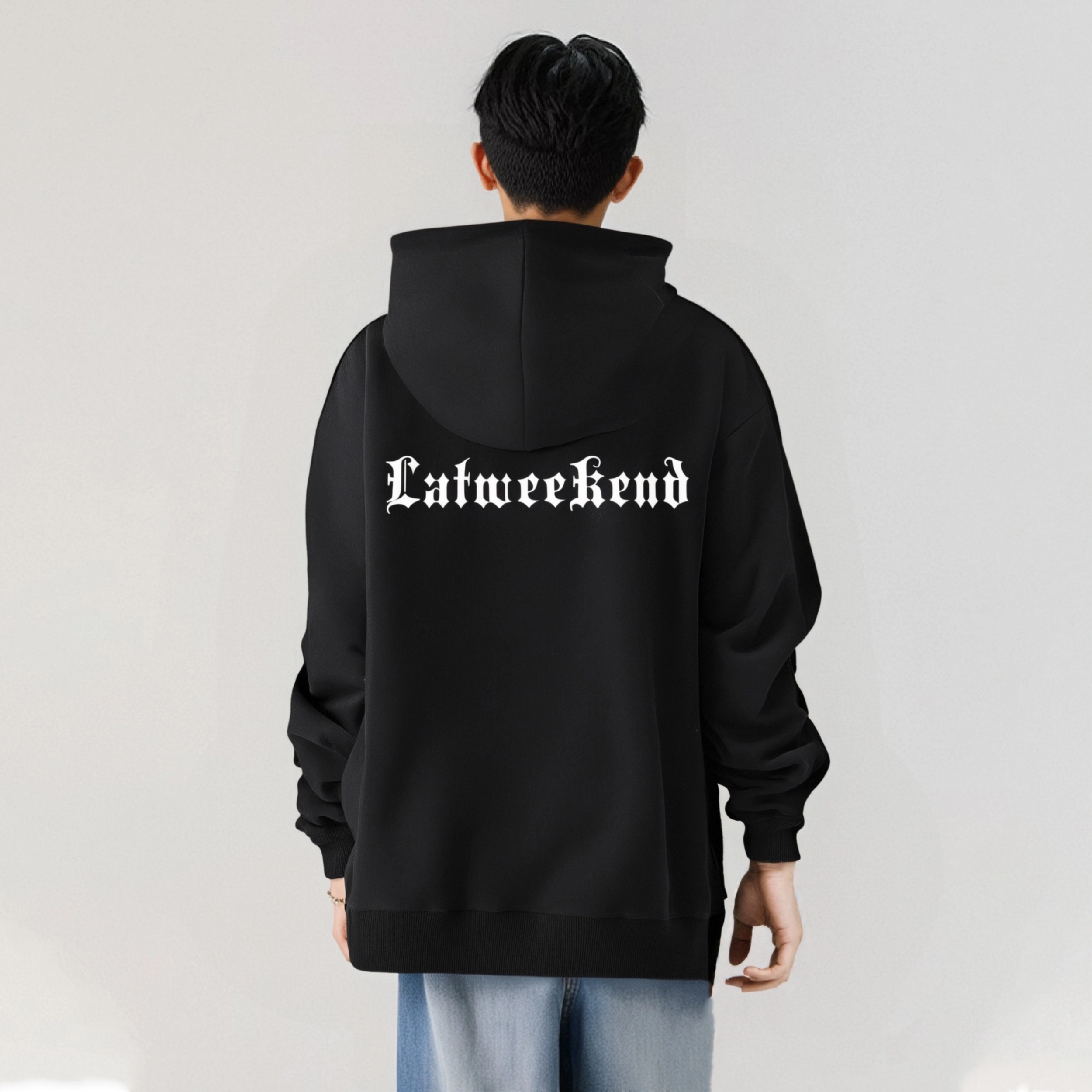 LA'T.WEEKEND Logo cleanfit
