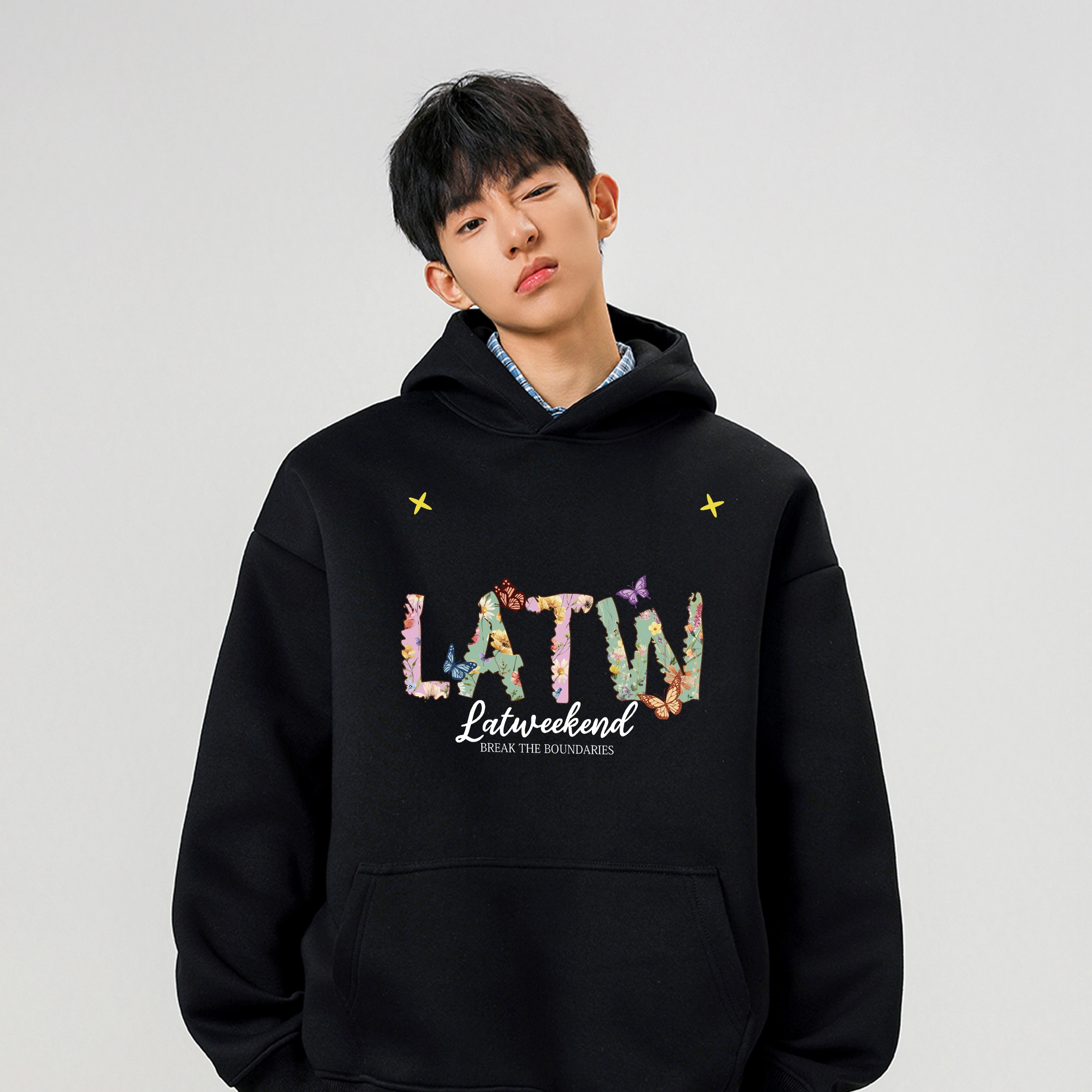 LA'T.WEEKEND Logo