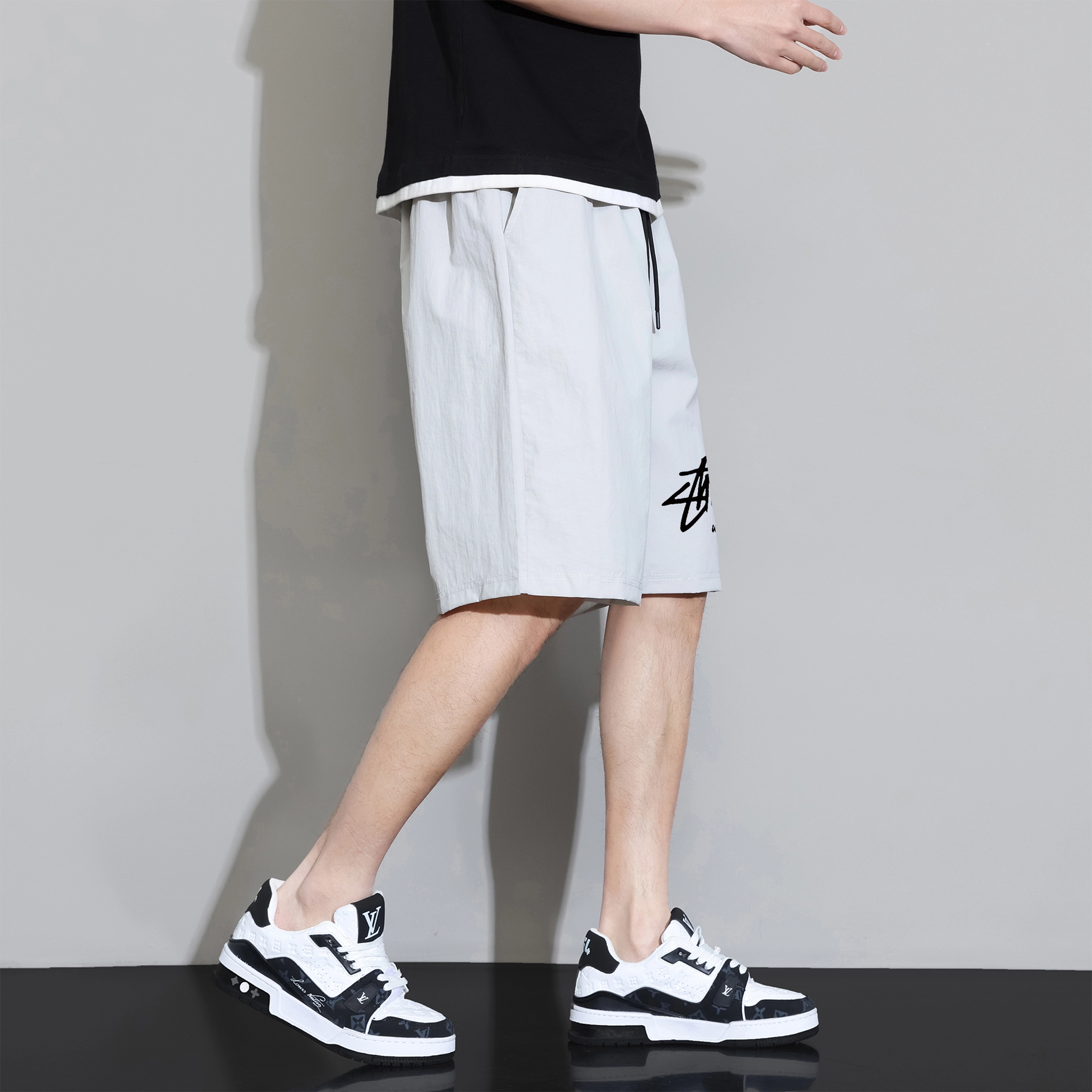 LA'T.WEEKEND cleanfitLogo