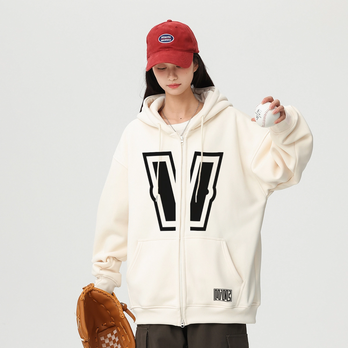 VniVerseVClub VLogo
