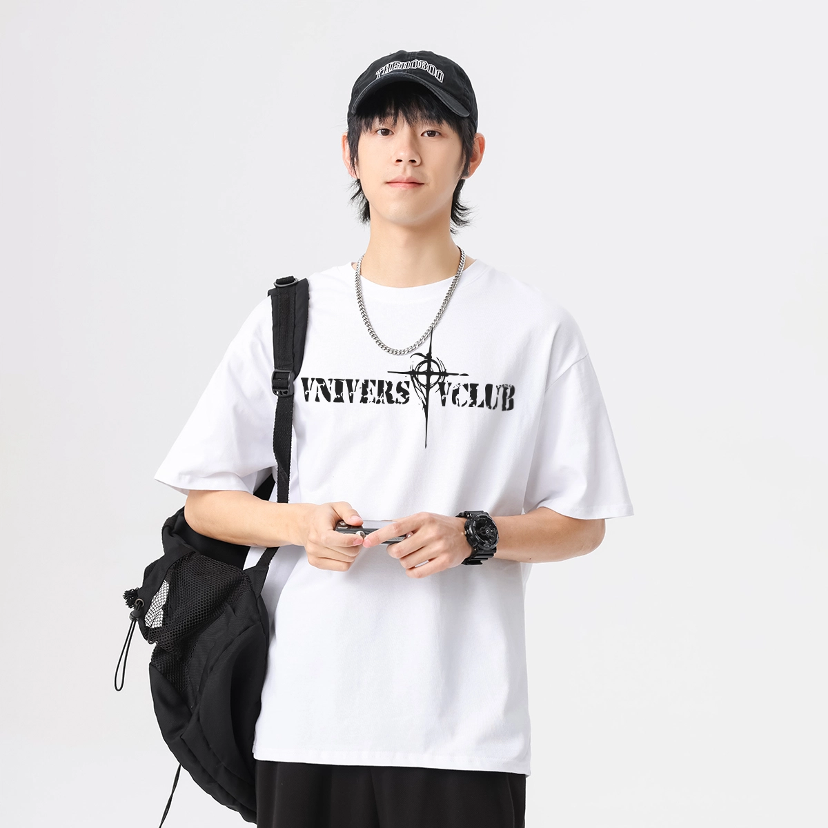 VniVerseVClub T
