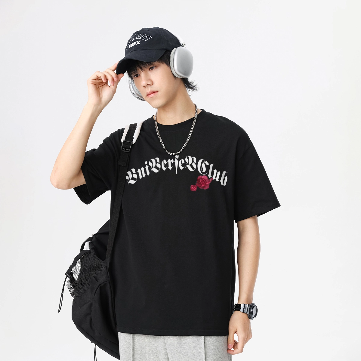VniVerseVClub T