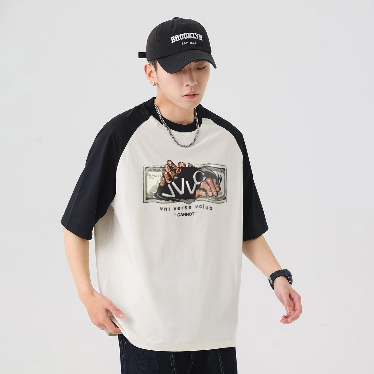 VniVerseVClub T