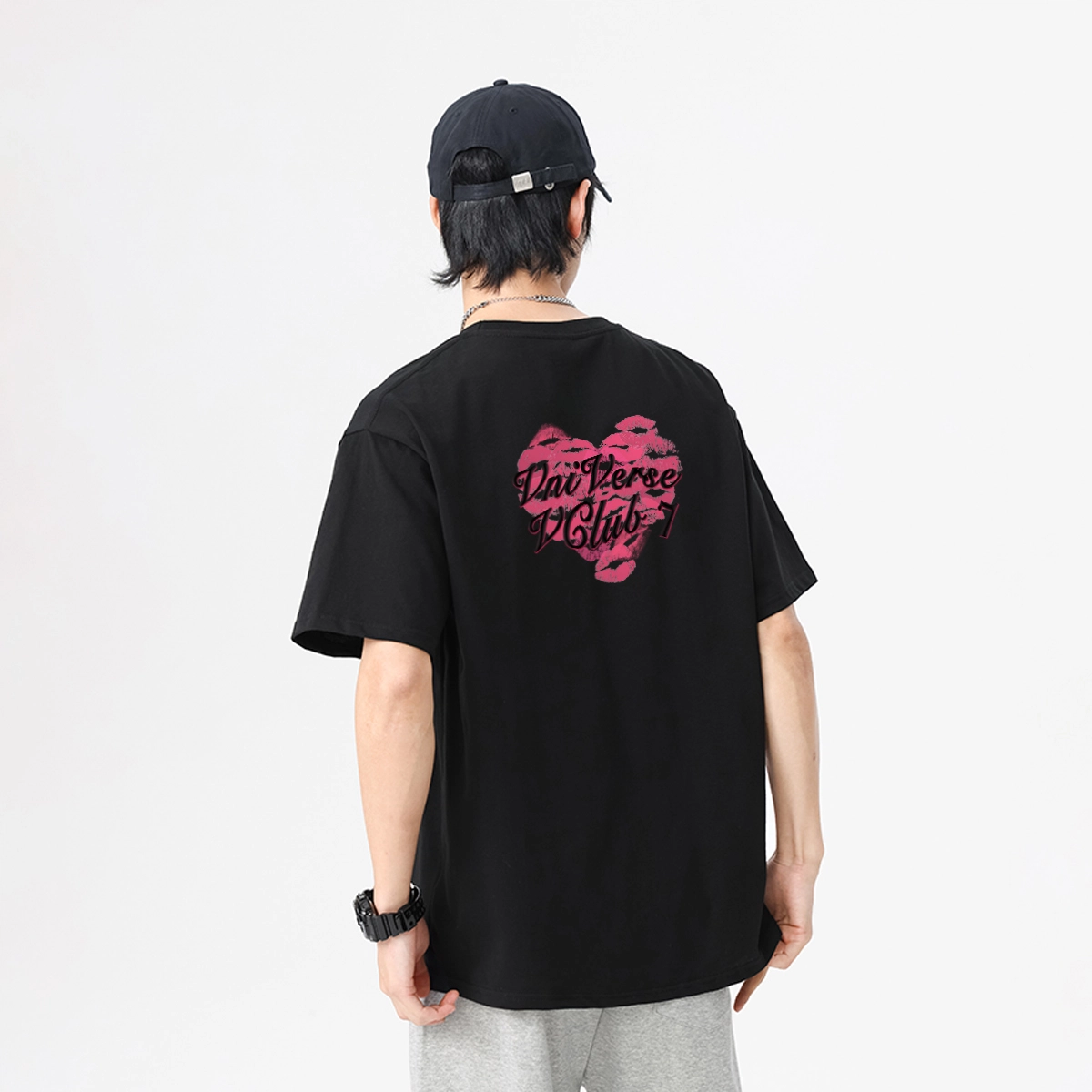 VniVerseVClub T