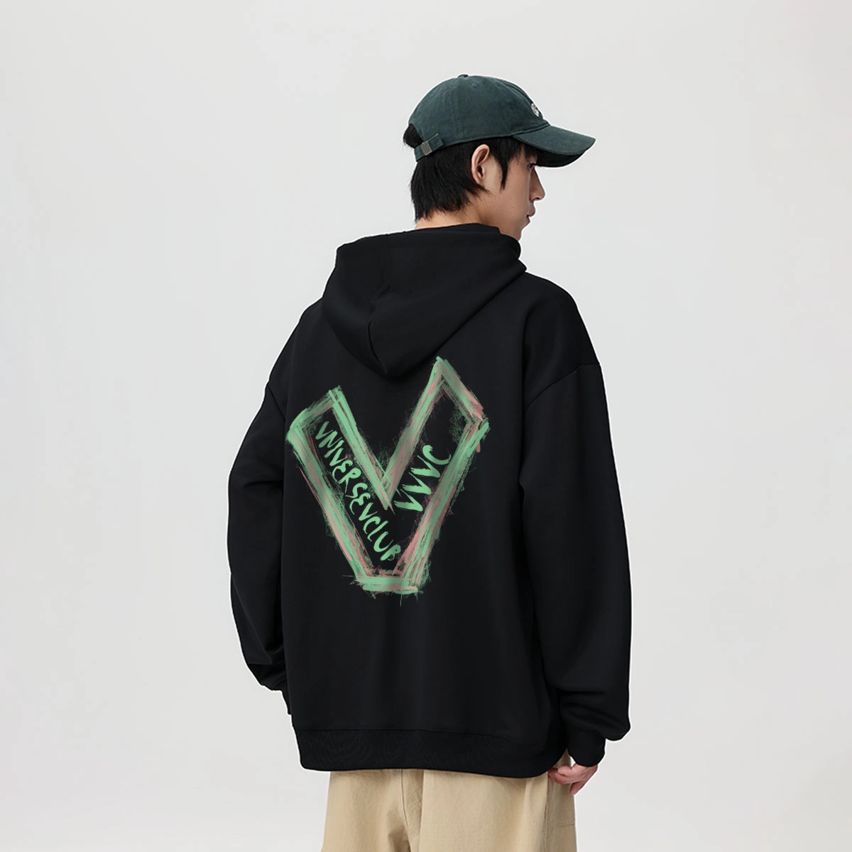 VniVerseVClub VLogo