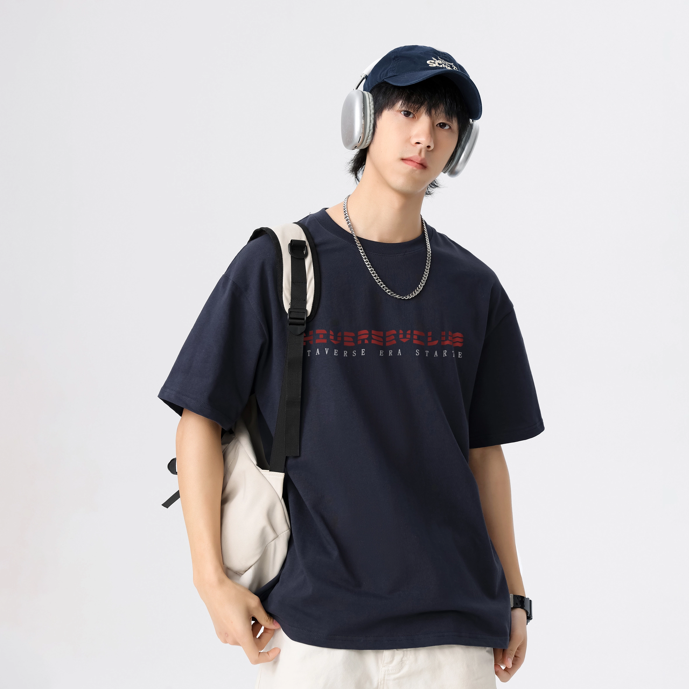 VniVerseVClub T