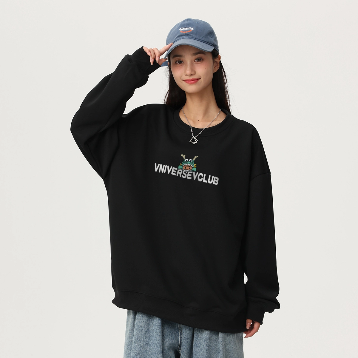 VniVerseVClub Q
