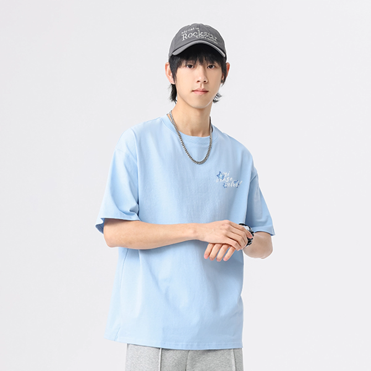 VniVerseVClub T