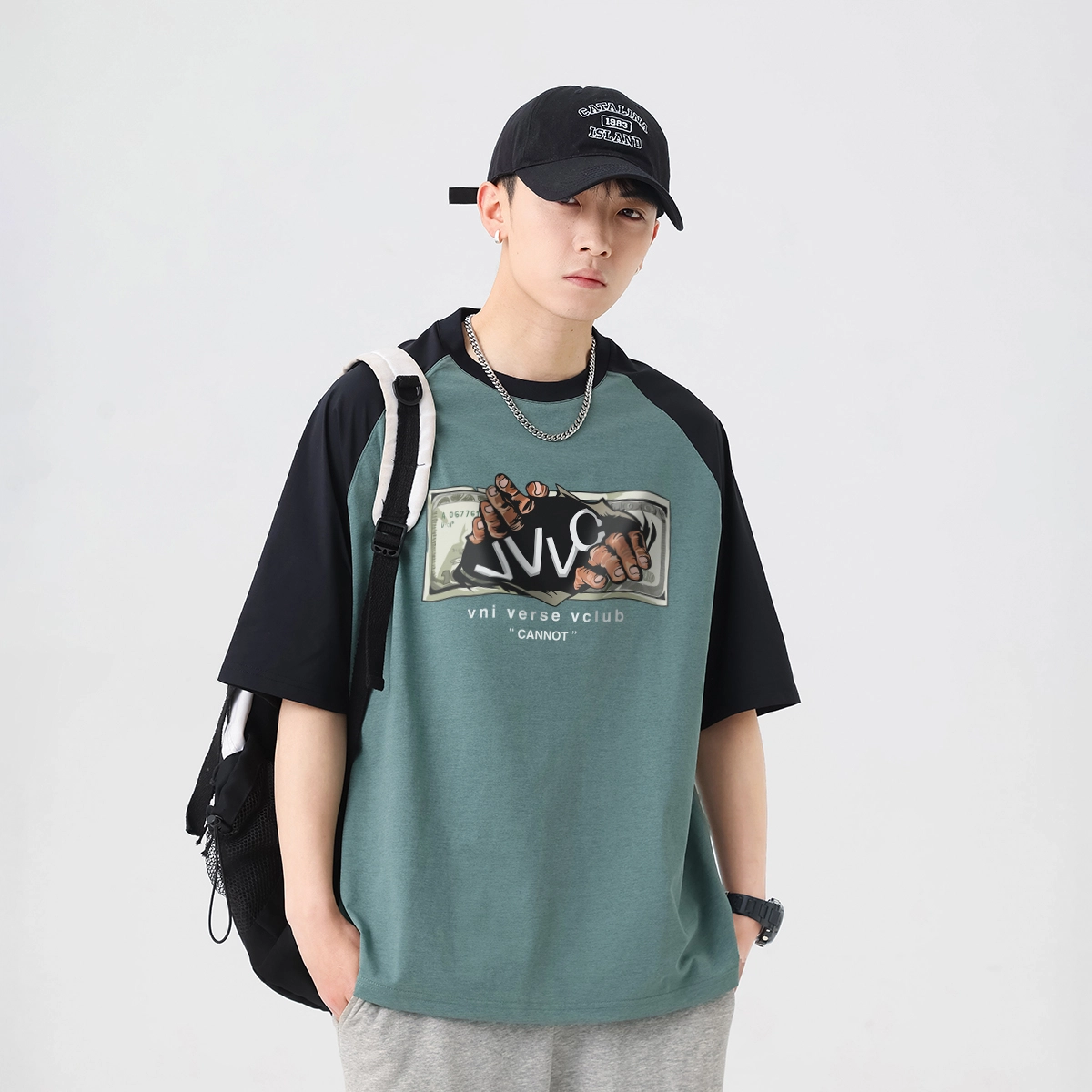 VniVerseVClub T