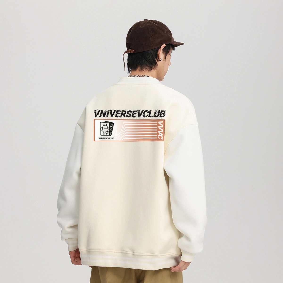 VniVerseVClub VLogo
