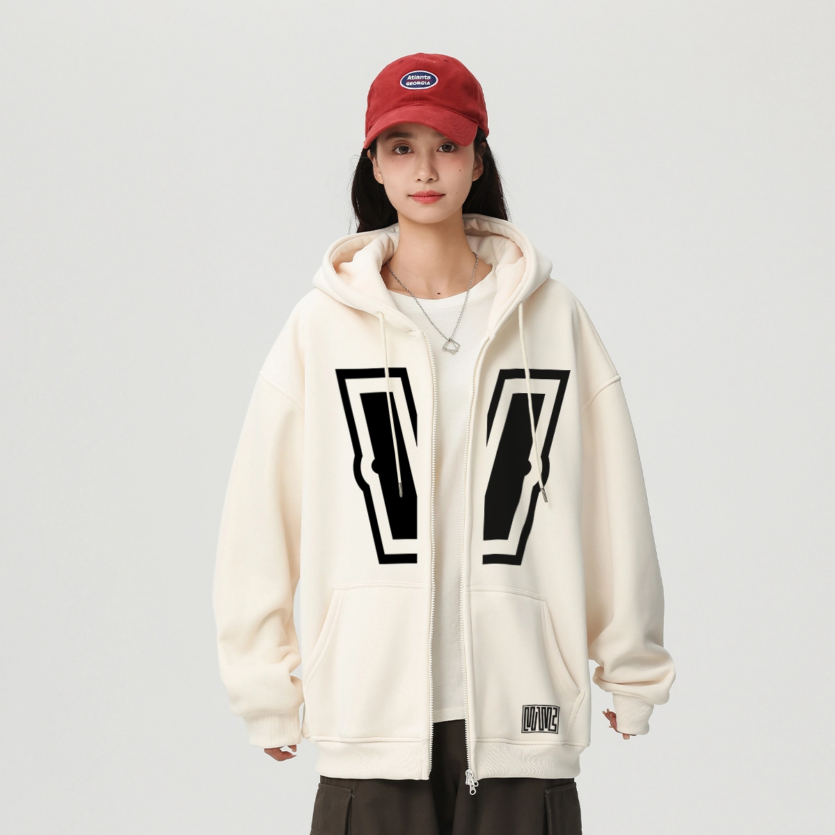 VniVerseVClub VLogo