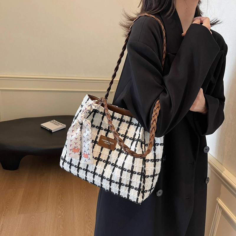 轩玺 大容量时尚通勤百搭 尼龙布 托特包单肩手提包 常规 女款 格子黑/格子米白