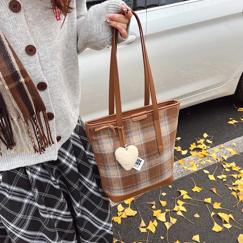 轩玺 复古格纹百搭上课通勤 毛呢 单肩包 女款 多色